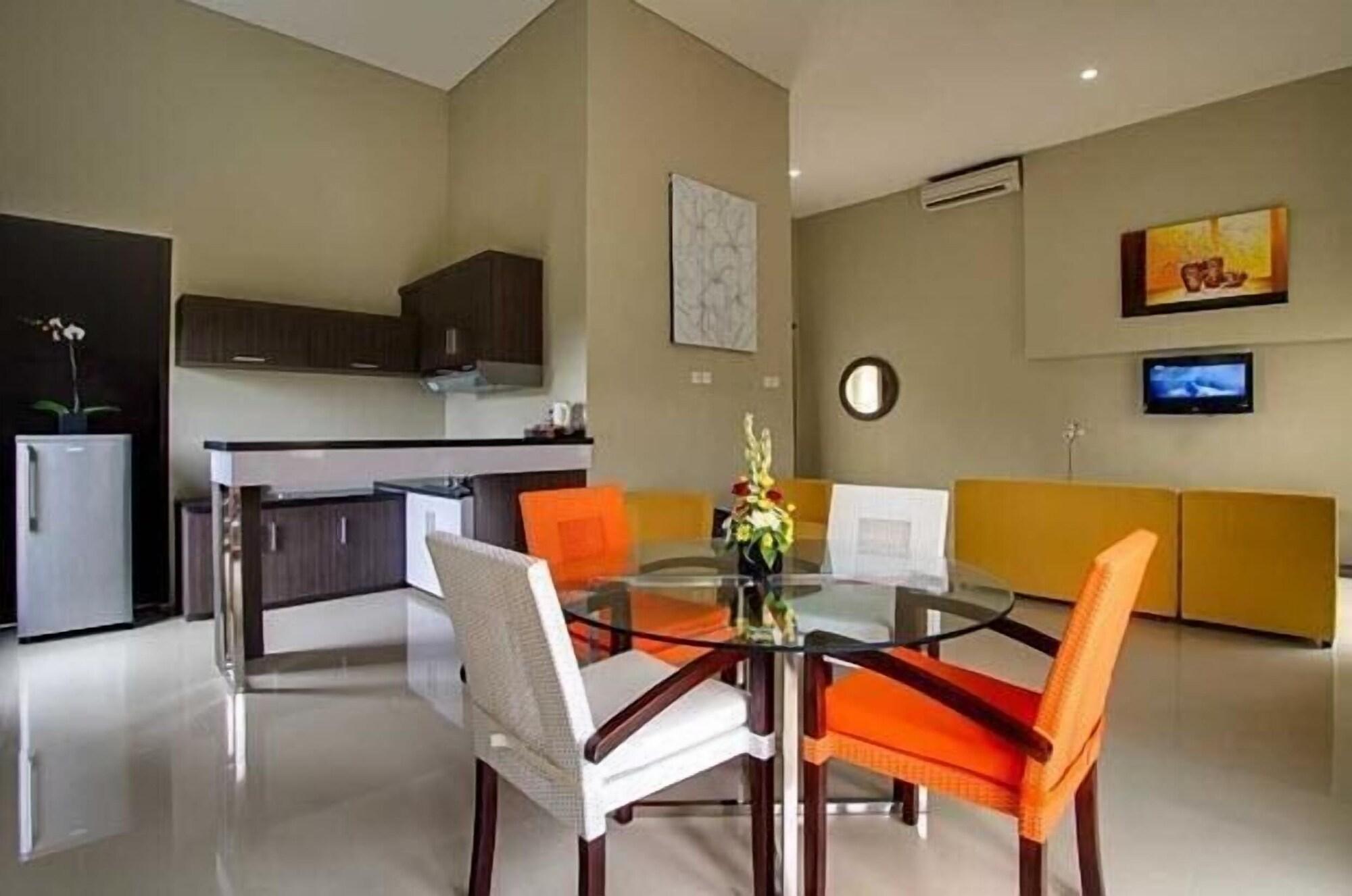 Parkside Denbukit Residence & Suite Jimbaran Exterior foto