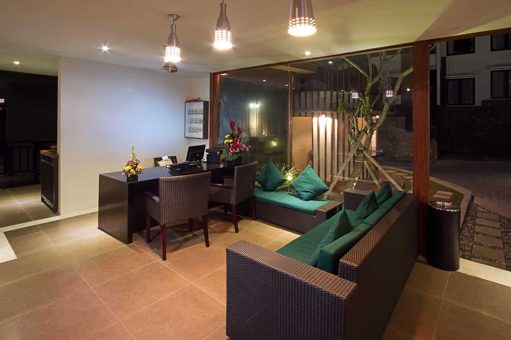 Parkside Denbukit Residence & Suite Jimbaran Exterior foto